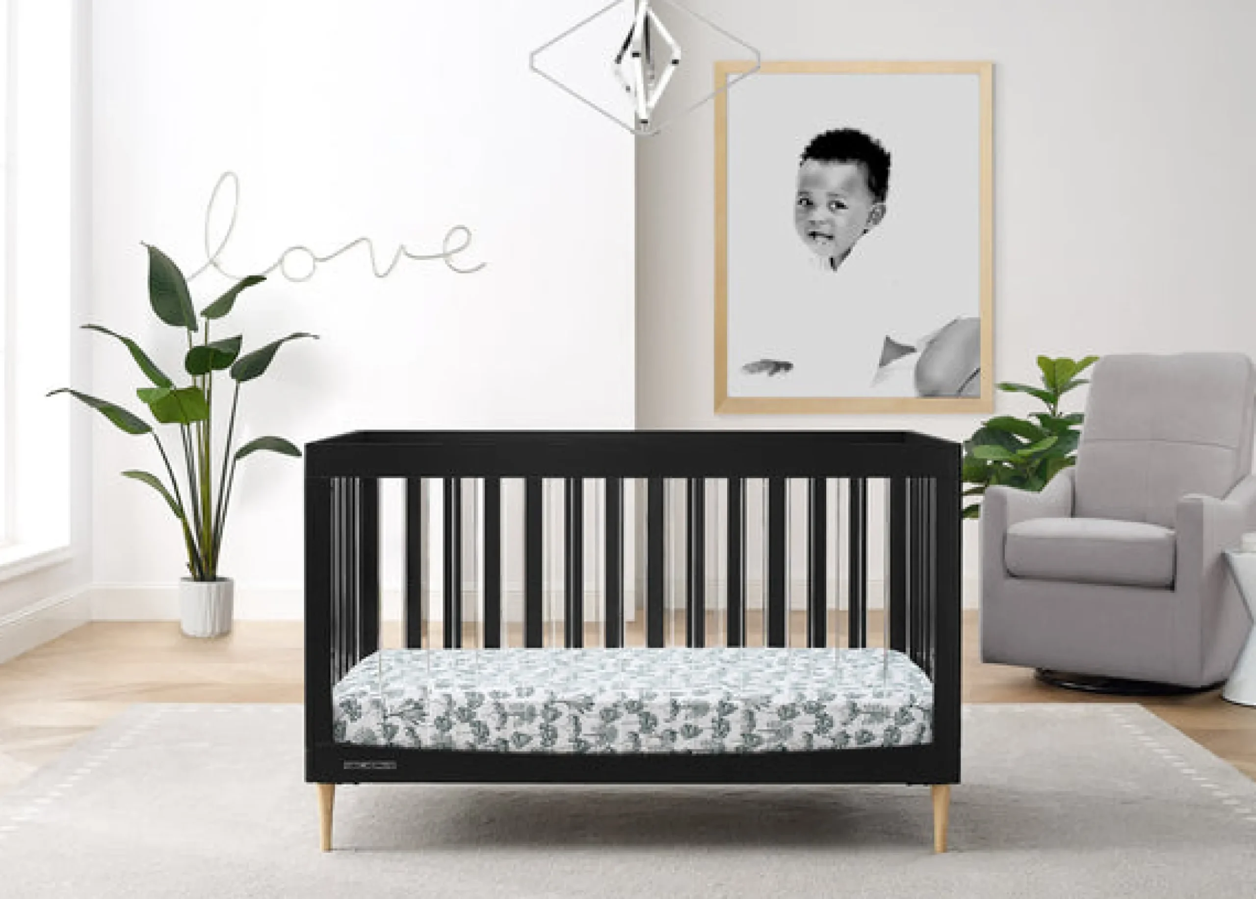 Austin Acrylic 4-in-1 Convertible Crib