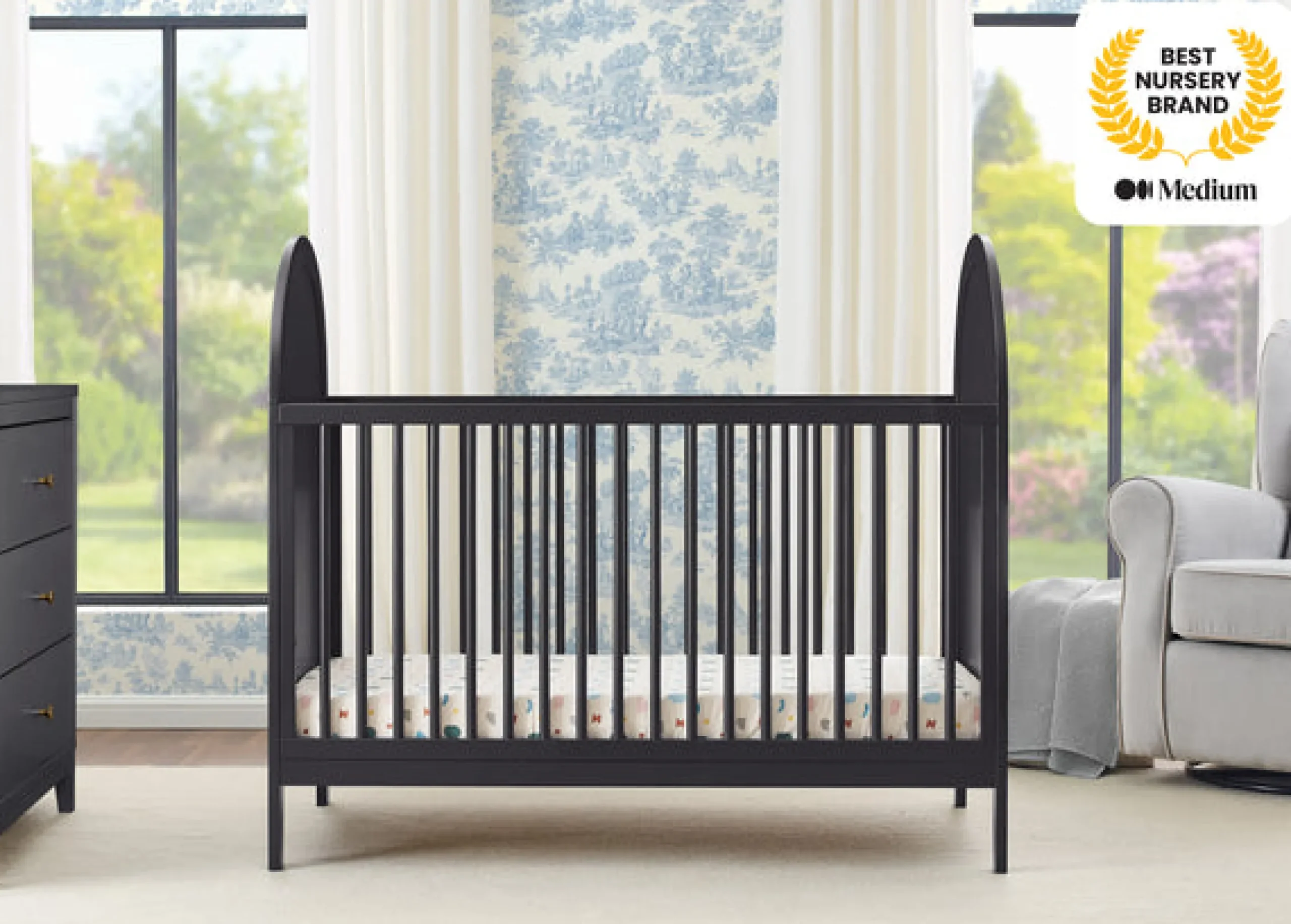 Eloise 4-in-1 Convertible Crib