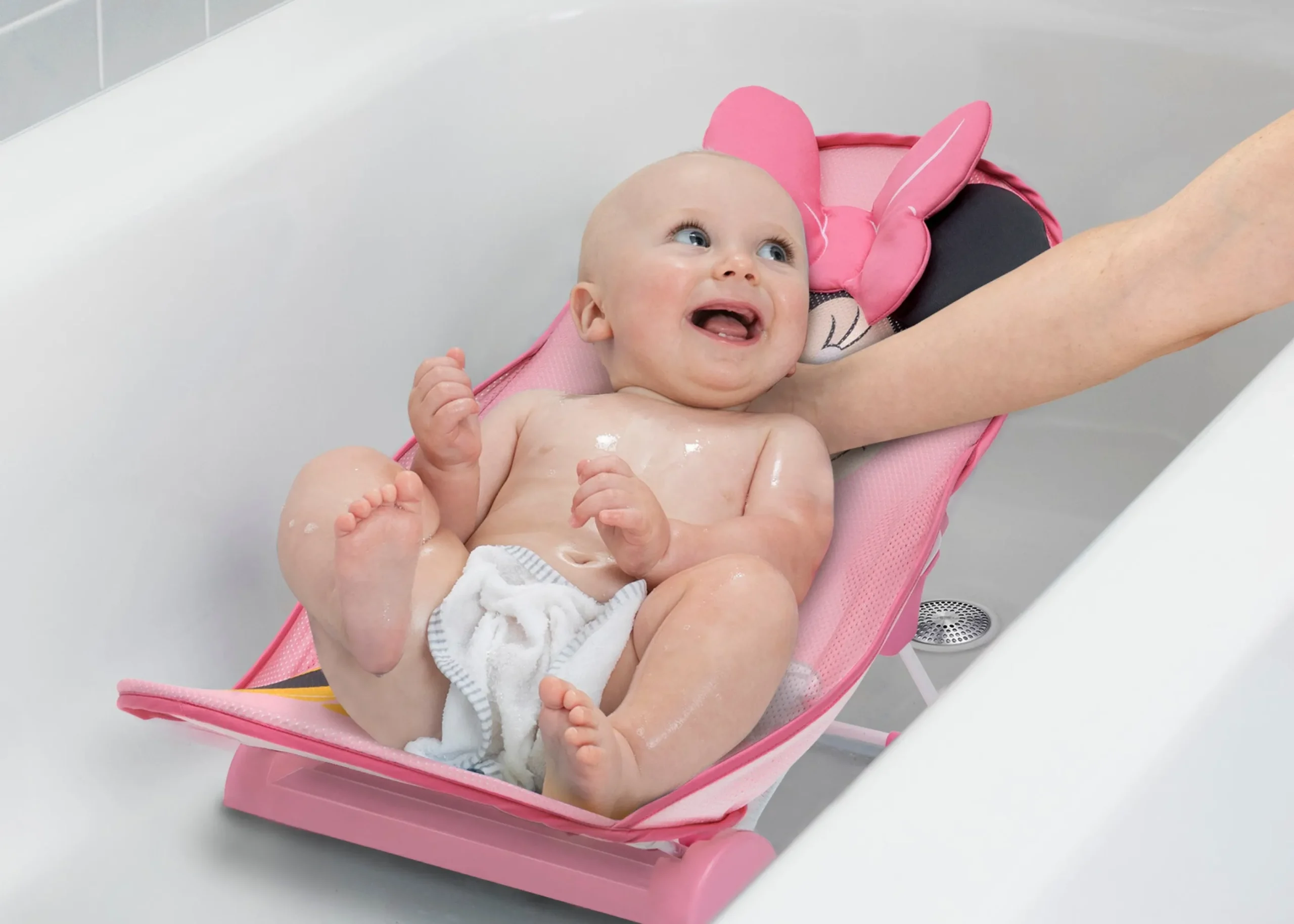 Minnie Mouse Baby Bather