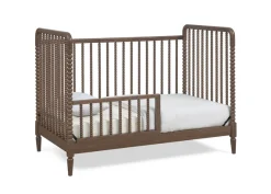 Saint 4-in-1 Convertible Crib